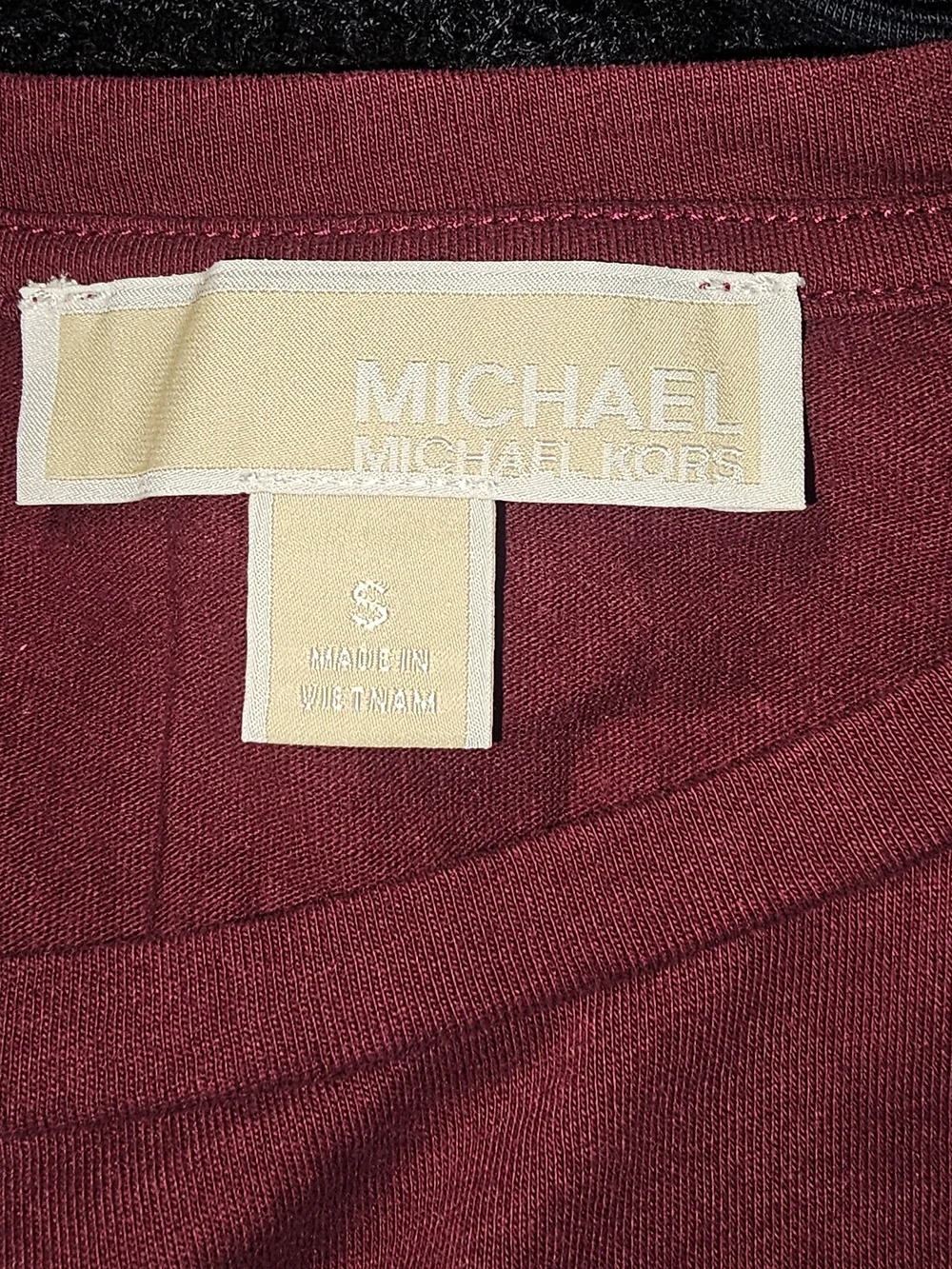 Michael Kors Short Sleeve Crewneck Tee in Wine